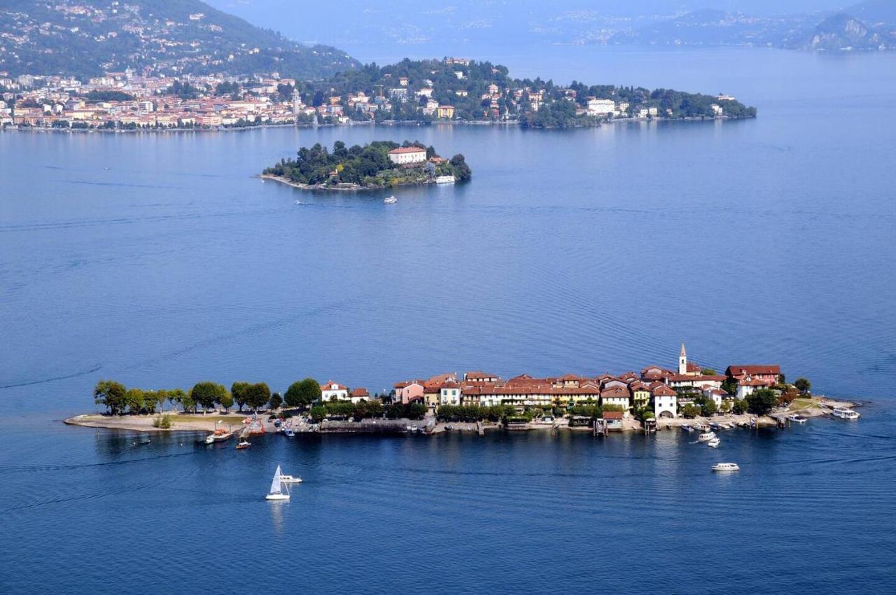 L'Ortensia Della Villa Isabella, Camera Con Vista Lago, Balcone Sul Parco E Bagno Esclusivo All'Esterno Della Camera Stresa Exteriör bild